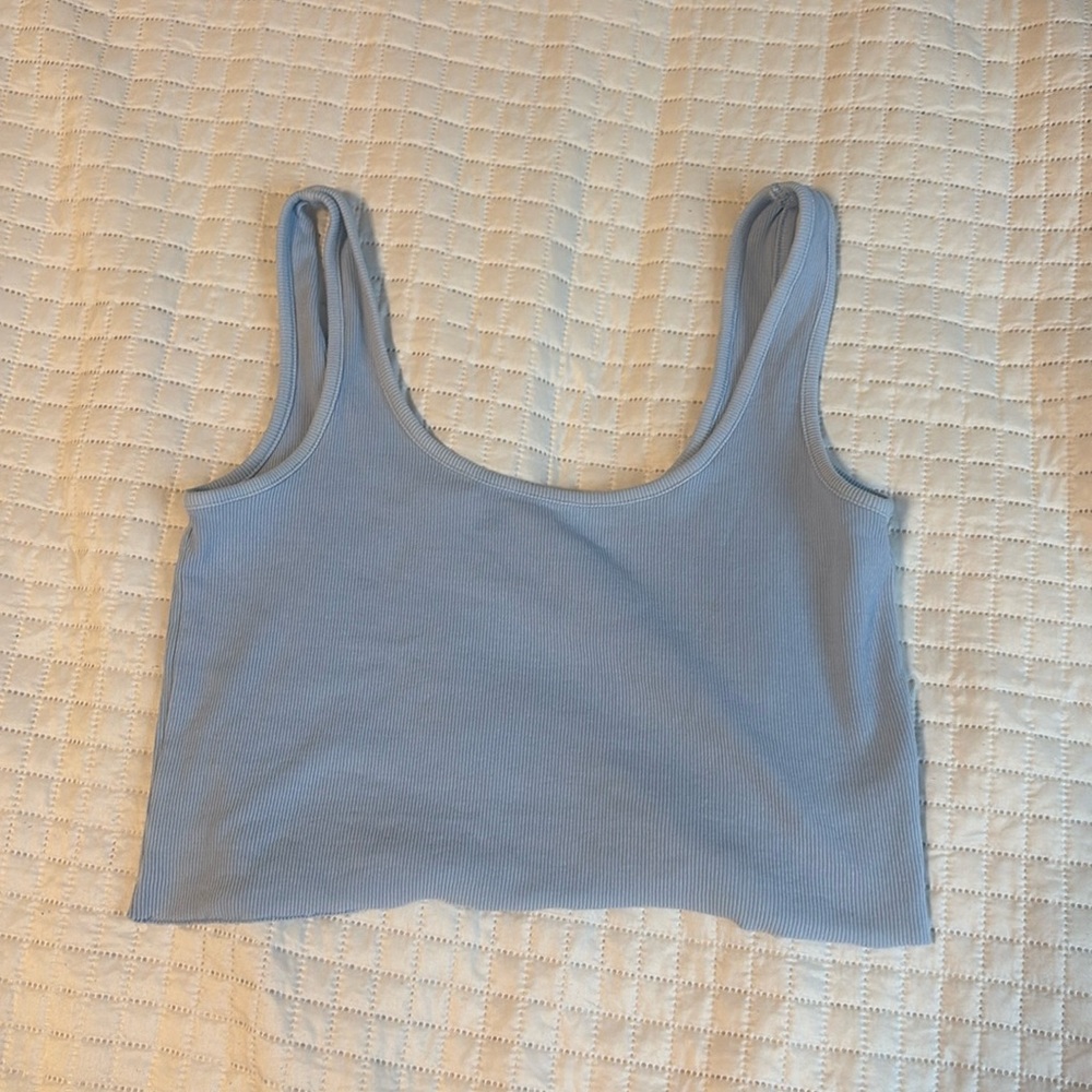 cropped tank top